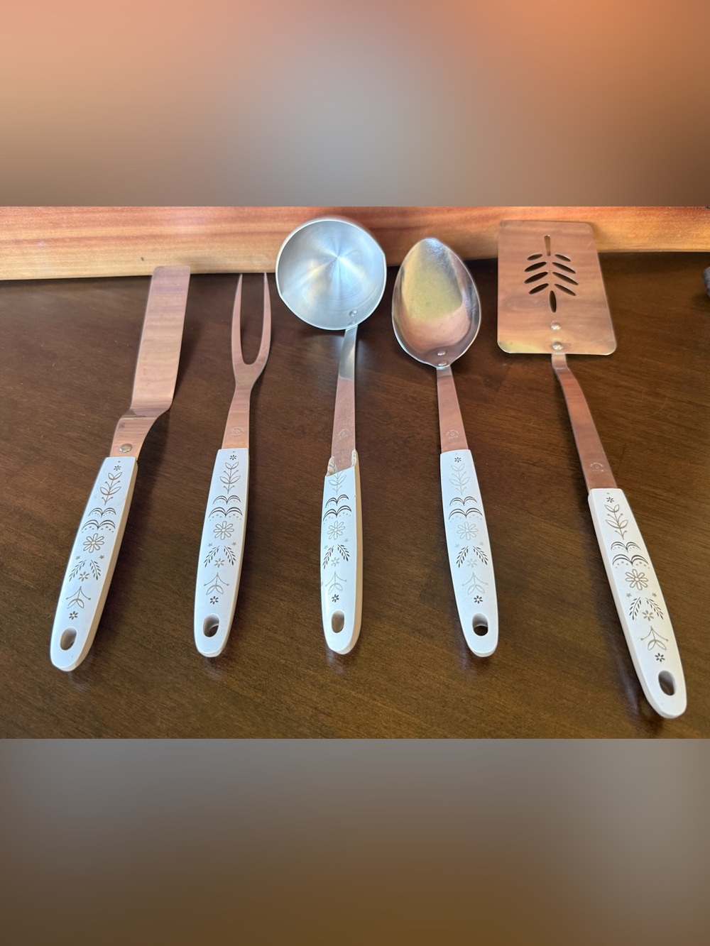 Vintage Arrowhead Harvest Wheat 5 Pc Kitchen Utensil Set USA Retro MCM